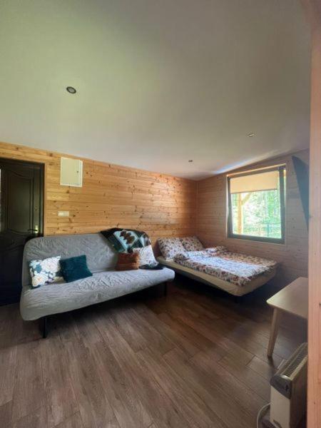 Lesny Zakatek Bed & Breakfast Smardzewice Ngoại thất bức ảnh
