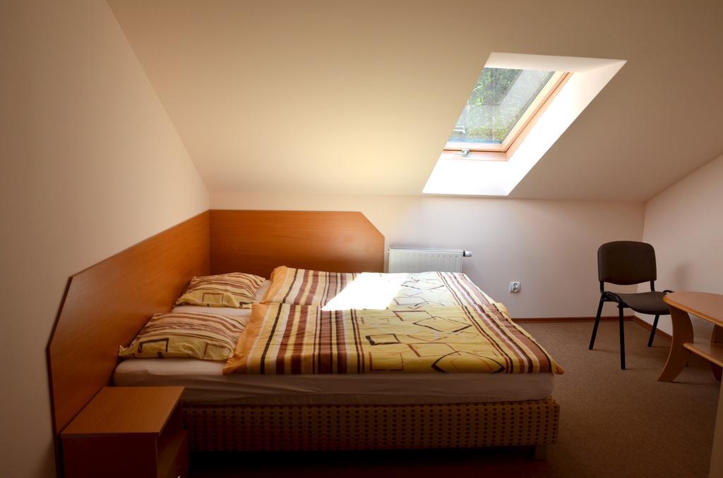 Lesny Zakatek Bed & Breakfast Smardzewice Ngoại thất bức ảnh